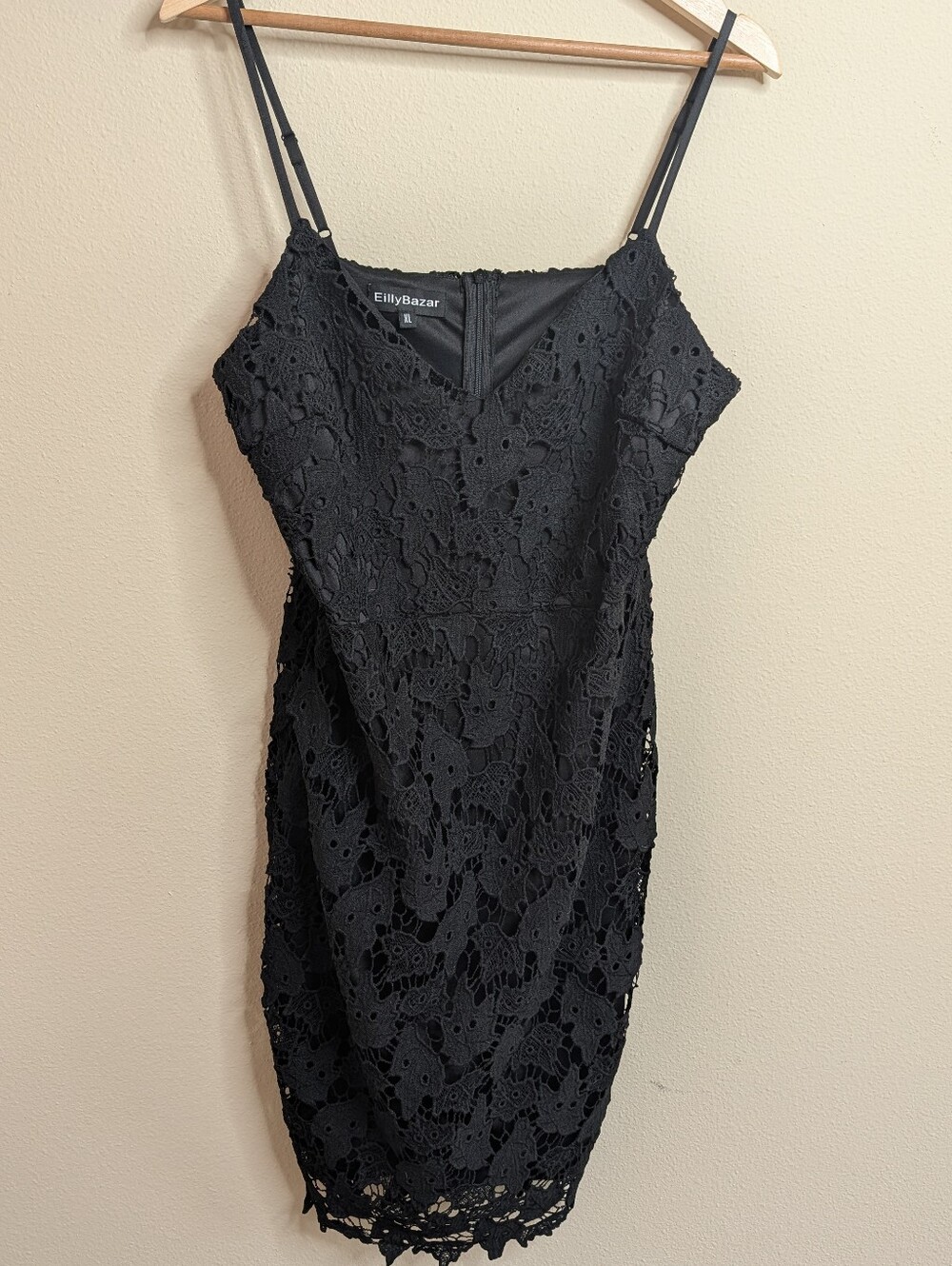 Black Lace Overlay‎ Midi Dress Size XL Spaghetti Strap V-Neck